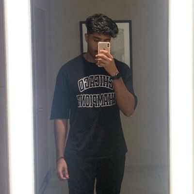 _modv's profile picture. يارب خير الايام وخير الاقدار وخير الامور .