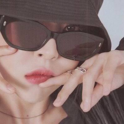 Gigiyuk1's profile picture. I like bts and series... bl?