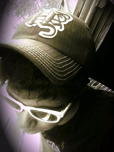 JeeFelykiss's profile picture. 