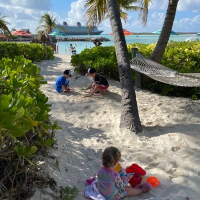 Mom, Dad, and 3 kids loving life and family