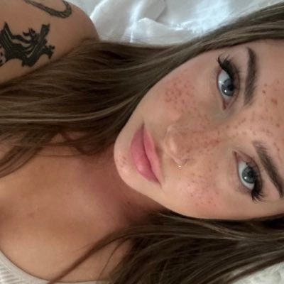 blakesimonee Profile Picture