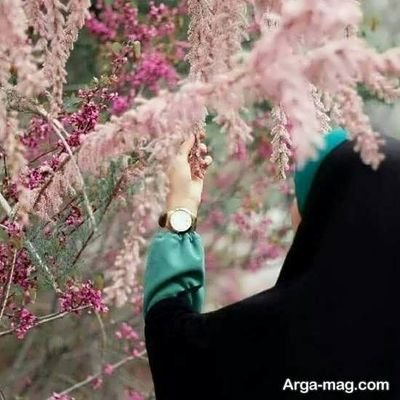 کسی که بداند در حضور خــــدا است،
نمی تواند گناه کند!
تمام انحرافات ما از این است
که خدا را ناظــر و شاهد نمیبینیم..!
یه بانوی اردیبهشتی که عاشق شهادته
