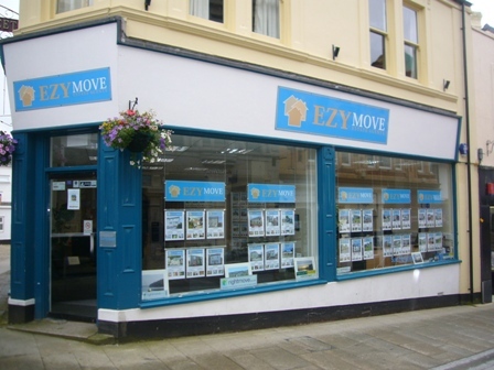 We are an independant local Estate Agents based in Redruth. We specialise in the sale of residential property in and around the local area.