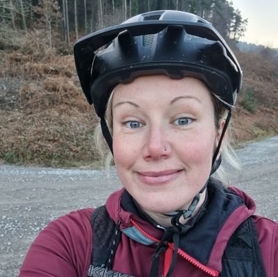 Freelance wordo ✍️. Fan of bicycles, tea, and DIY. Happiest when writing, renovating or adventuring. (she/her) ❤