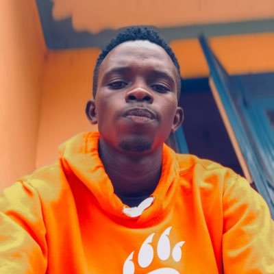 Video creator // KIKUUBE TIGERS 🐅 Rugby 🏉 CAPTAIN ||📱 lover || @Arsenal till I die, enjoy playing FIFA,PES, 🏊‍♀️ photo shoot and travel