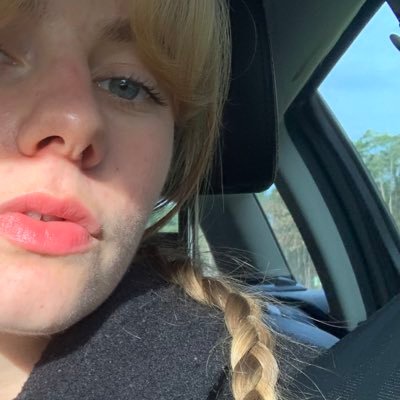 smartblondehoe Profile Picture