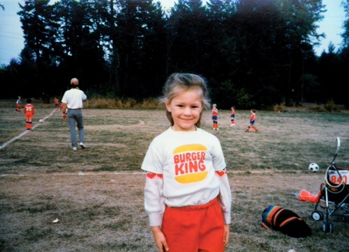 Lover of cheese, mother of two piggies, wife of an amazing man, marathon addict... FOX entertainment producer
