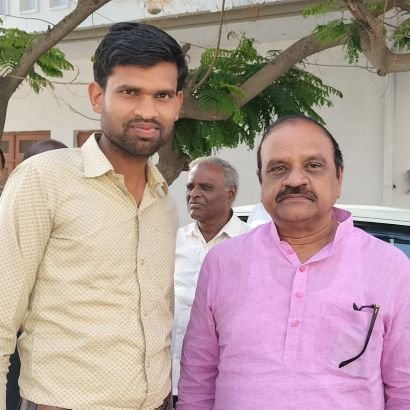 Rajnish34800565's profile picture. busy