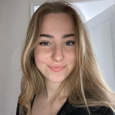 CloeEngelbrecht's profile picture. Graphic Designer | Illustrator | Photoshop
DM pour commission ouverte :) 

📧 cloe.engelbrecht@gmail.com