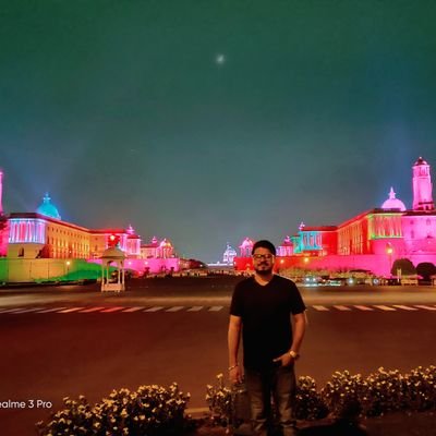 Funnyakki's profile picture. 