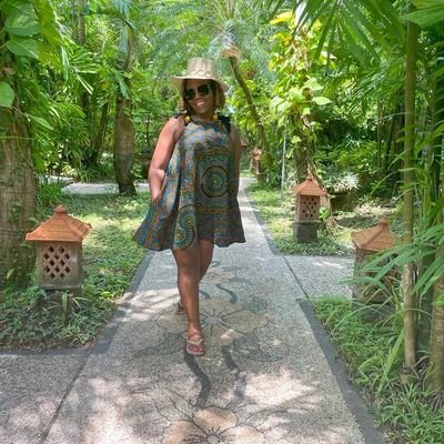 Ncebie's profile picture. love life