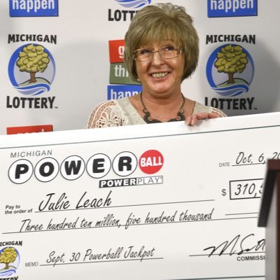 I’m Julie leach the Detroit Michigan. Am the powerball winner of $310,500,000 I’m giving out $80,000 to my first 3k followers to help need and poor Dm