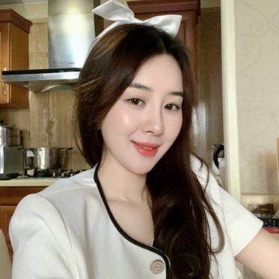 Alice21053693's profile picture. Travel, Gourmet, Golf, Investment, Fitness Yoga