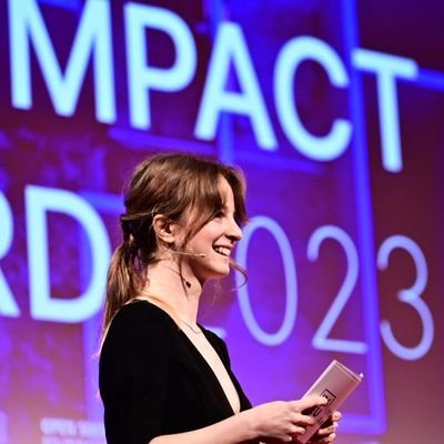 Cat Person (Half Cat Half Person)| PhD in American Studies @UniLeipzig | Event & #IJ4EU Programme Manager @ECPMF |former researcher @LeibnizGWZO | 🇹🇷🇩🇪🇺🇸