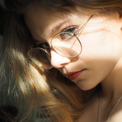 • Artistic girl 🌸👩🏼 Autofictionnal space • Intimate & sensitive moments on film ↪If you want to support my uncensored work, click on the link below