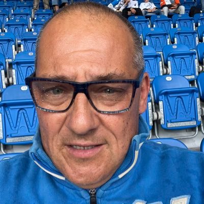 Ostravák, který má rad @banikostrava, Premier league, basketbal, ragby a golf