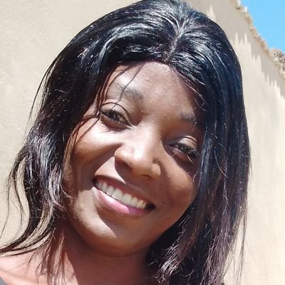 sou ,Graça Chinhama André (Grace), jovem alegre,simpática e serva de Deus 🙏💓 mãe do Querubim e da Hariana 🌹