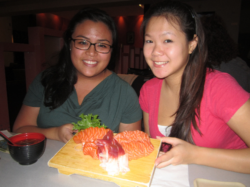 fooddiaries101's profile picture. Two roommates brought closer together by their passion for food.