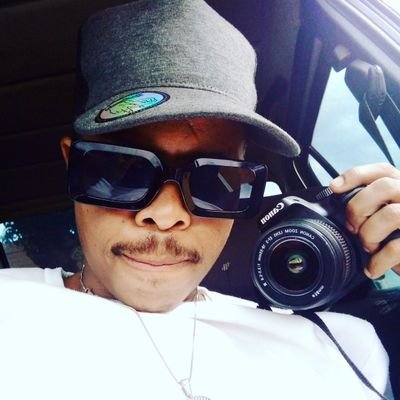 photography 📷📷
video director 🎞🎥
electricity engineering
clothing brand Ambassador