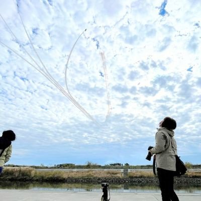 無言フォロー失礼致します。 ブルーが大好きな熊本県民です。たまに新田原基地へ行きます。 たまーに松島基地へ。キャノンEOS90D+EF100-400