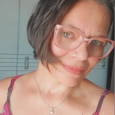 meira_rachel's profile picture. Cristα̃,conservɑdorɑ,esposɑ do Leco,mɑmα̃e,vɑscɑínɑ e #Armynoonɑ💜🤟🏻🤩