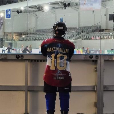 RifRaf30411108's profile picture. 