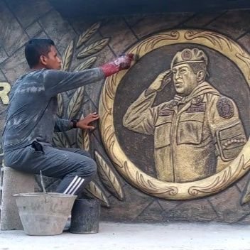 artista plástico venezolano. pintor y escultor muralista en funcion del embellecimiento de las fachadas y muros de nuestra FANB  mi whutsapp 0426 472 24 51