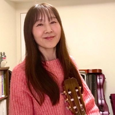 関西を中心にクラシック、アコースティックギター、マンドリンのレッスンや演奏活動をしています。 ハードロック、ヘビーメタルも好きです！ 演奏動画🎸→https://t.co/3pLz0HR2wH
