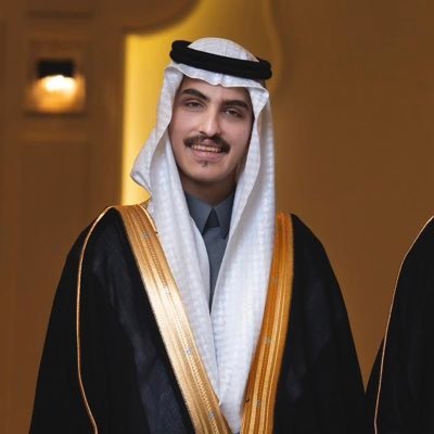 MansZahh's profile picture. #MUFC | Books, music and whole lot of stuff. 📚