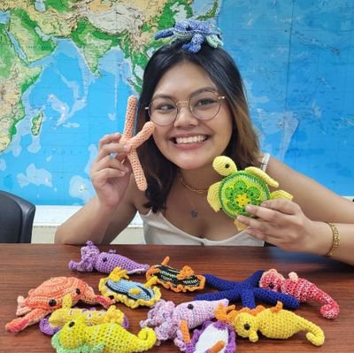 University researcher at @up_msi | Physical oceanography, ocean modeling, HF radar | @sciencechatph | #pinoyscientist sa umaga, crocheter sa gabi