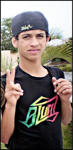 Vivendo nesse mundo loko hoje só na brisa, Vive pra se melhor tamem é jeito de levar a vidaaa!!!!!