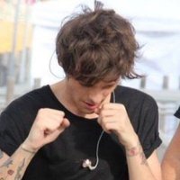 Mexa🇲🇽 (@larriebluess) 's Twitter Profile