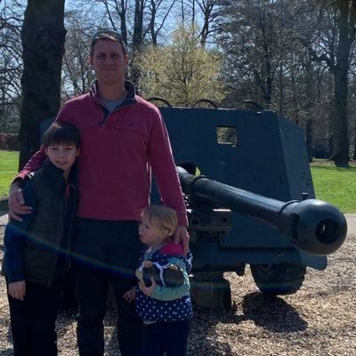 Civil Engineer working in maritime infrastructure. Veteran. Keen military historian. mini rugby coach and STEM ambassador