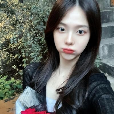 RussellSim32436's profile picture. 