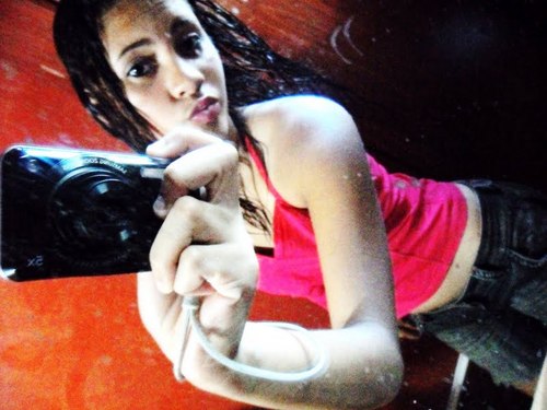 '  meeu FÃZÃOO @kobarestart .  ♥.~

ME ORGULHO SÓ PQUE ELE FAZ ANIVE BEM  PERTINHO DO MEU 4 DE ABRIL //KOBIINHA.=D ♥

By:Caroline O.