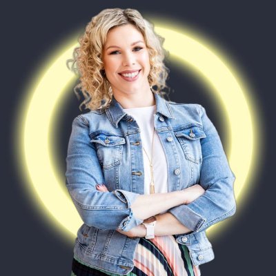 Meet with me, a skilled digital marketer with experience in SEO, PPC, social media, and content marketing.