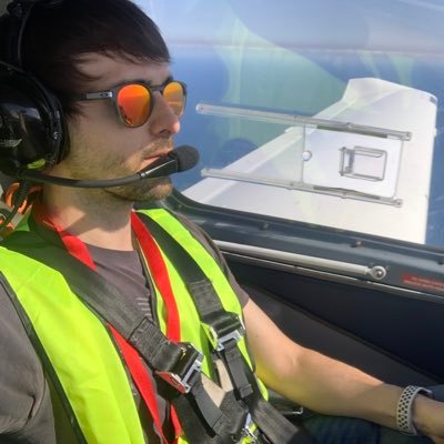 Learning to fly✈️ ATPL | Computer engineer 👨🏻‍💻