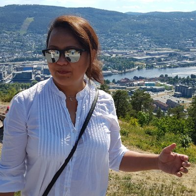 flor_nielsen's profile picture. God is good