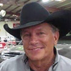 georgestrait page to reach out to fans, this is not an official page, only for my true fans!(controlled by George Strait)