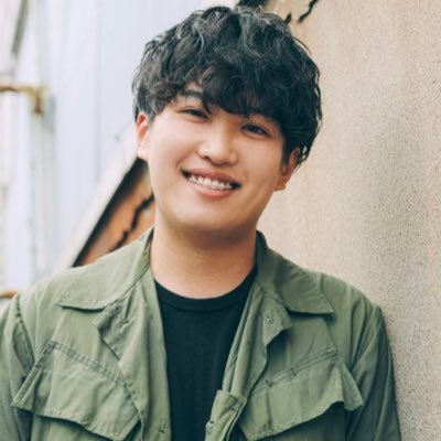demachisun7's profile picture. 【店員よりも服に詳しいせどらーを量産する講師】セカスト社員4年勤務→ストレスで左足全麻痺→ 生徒数2,500名 #アパリセ 入会→半年で店舗仕入れのみ月利102万円達成→業界一日本全国を旅しながら店舗同行550回指導｜「年式×アパレルせどり」を発明→「年式図鑑」のべ766名が購入｜ YouTube「出町の旅立ち」｜東京