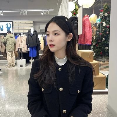 TinaHardy120450's profile picture. 