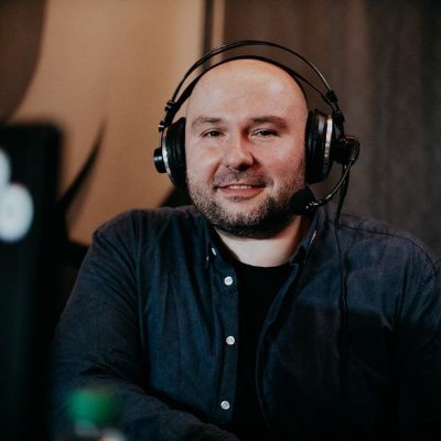 #UFC-Commentator @dazn_de 🎤
Former Editor in Chief @fightonecom 🎥
Former CEO @gnp1de 🖊️
#gerMMAny
#DAZNFightClub
Bio: https://t.co/koSISkNDZV