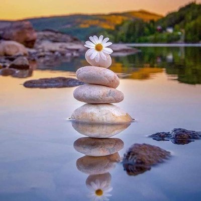 😊हसत रहा उदास राहून आयुष्यातील दुःख थोडी ना कमी होणार आहे.❤️