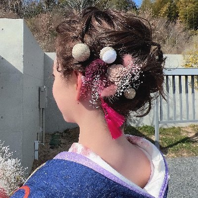 都内中心に神社巡り・参拝証として御朱印を拝受しています🙇♀️🙇♀️🙇♀️ブログでは参拝した神社情報や考察を中心に、拝受した御朱印をメモしています🙏🙏🙏神社巡りの参考になりましたら幸いです。東京港区育ち港区住み❣️❣️❣️家でも外でも和服(着物)生活🙆♀️🙆♀️フォローお気軽に😊😊😊