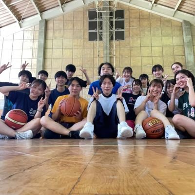 BobCathy1999's profile picture. 名古屋の様々な大学生が男女みんなでわいわいやっているバスケサークルです！ 初心者多め💪 初めての人大歓迎✨ 主に北山中や今池中などで週に2回、月曜、水曜の18:30〜活動しています😆 気軽にDMください🙌 #名古屋 #名大 #名工 #南山 #椙山 #金城 #淑徳 #名城 #中京 #桜花 #バスケ #バスケサークル