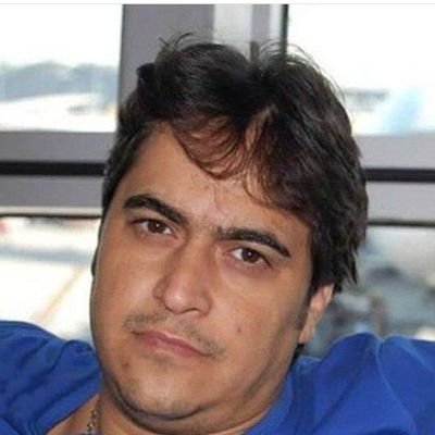 barish_1992's profile picture. بنظرم تنها راه رسیدن به آزادی _بیدار کردن قشر نزدیک به خامنه ای _ است
سلطنت طلب و مجاهد با احترام لطفا فالو نکنید
🖤به یاد روح الله زم🖤