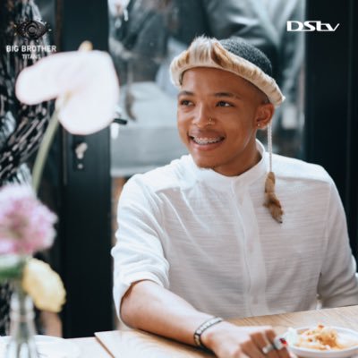 YouTube Content Creator | Host | Reality Star | Ex Big Brother Titans Housemate | Business Queries: thabangkmazi@outlook.com FP: @TBangersHQ💥 #NedbankPartner