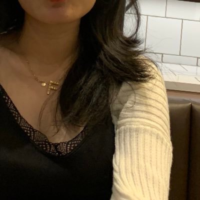 swangrafae's profile picture. gue gatau ni akun isi apa