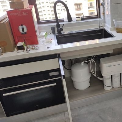 feirenwei1's profile picture. 生活应该是怎样