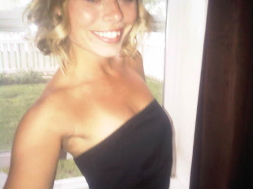 mmmbettsy's profile picture. addicted to love, life, laughter and of course chocolate